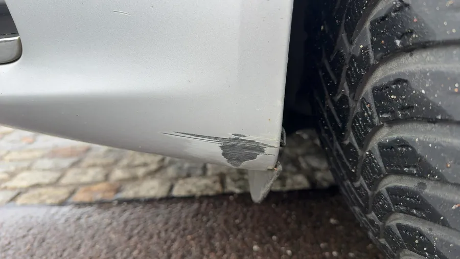 Schadenbild: Audi A6 Avant, Frontschaden links (Audi A6 Avant)